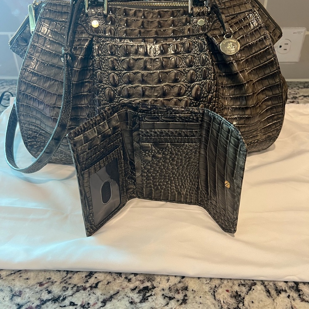 Brahmin Purse and Wallet - Picture 7 of 7